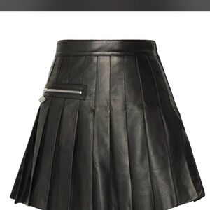 Elegant Black Leather Mini Skirt